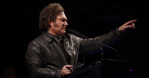 Milei anunció que echará a los diplomáticos que votaron a favor de Cuba: “Son unos traidores a la patria”