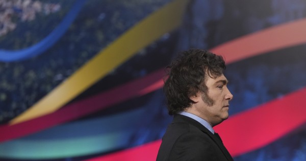 Milei no salió en la foto final y en el G20 dicen que quedó aislado: “No le dio pelota ni Meloni”