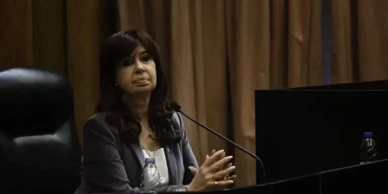 La Justicia citó a Cristina Kirchner a notificarse en persona por el fallo en la causa Vialidad