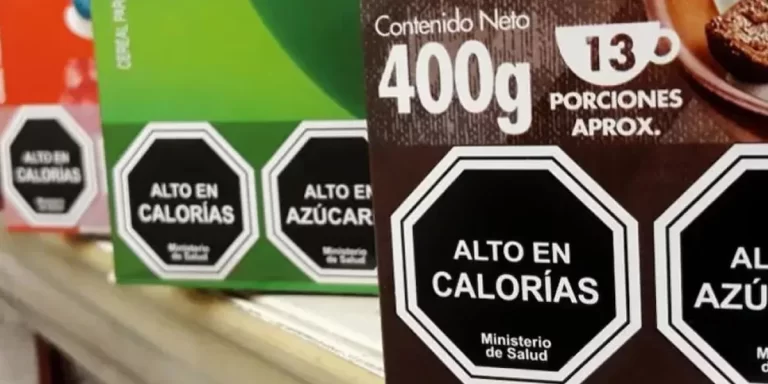 Diputados del PRO impulsan la derogación de la Ley de etiquetado frontal