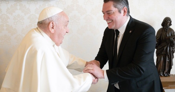 El Papa recibió al intendente de Río Grande