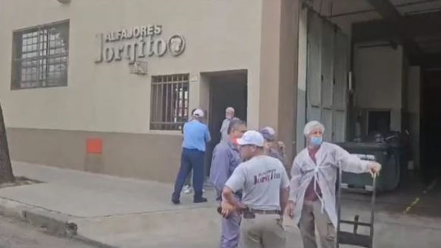 Se incendió la fábrica de alfajores Jorgito