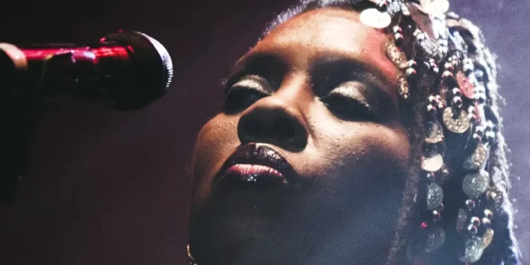 Durga McBroom: cómo es hacer coros en Pink Floyd y su visita con The End