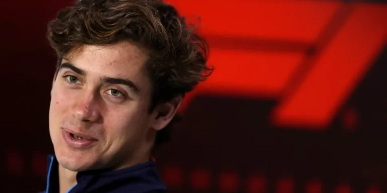 Franco Colapinto terminó en el puesto 14° del Gran Premio de Las Vegas y Max Verstappen se consagró campeón de la F1