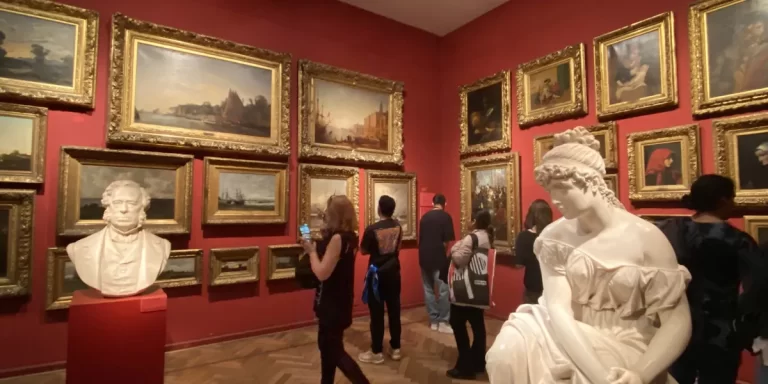 El gobierno anunció la liberación del mercado de obras de arte