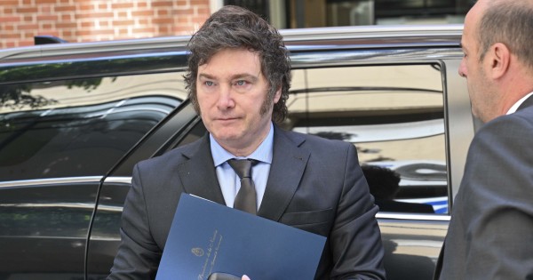 El gobierno tensa al máximo la relación con la industria y le vacía la conferencia anual a la UIA