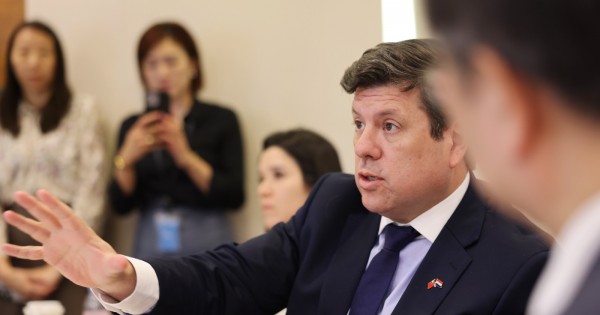 Carrefour dejará de comprar carne al Mercosur y la ARP habla de proteccionismo