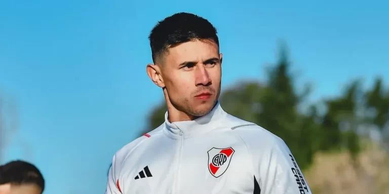 Adam Bareiro desmintió los rumores sobre su salida de River