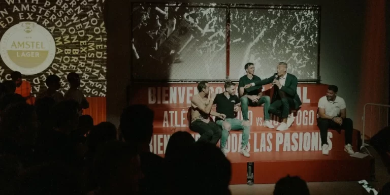 Fútbol, cerveza y amistad: el evento de Amstel para celebrar la final de la Copa Libertadores