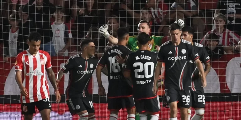 Clasificación Copa Libertadores 2025: River le ganó a Estudiantes en La Plata con goles de Colidio y Meza