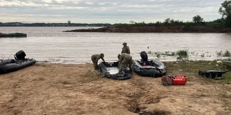 Hallaron la boina y la mochila del Soldado desaparecido el miércoles en el Río Paraná
