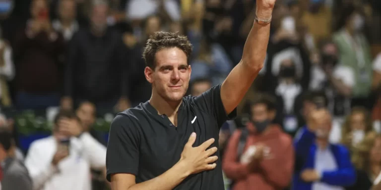 Del Potro se despide en un partido de exhibición contra un gran rival