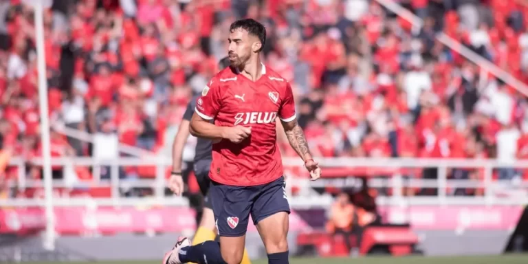 Independiente sigue soñando con la Libertadores y se impuso 2 – 0 a Central Córdoba