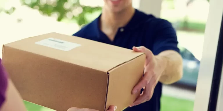Compras en el exterior: ampliaron el límite y eliminaron los aranceles para envíos hasta 400 dólares