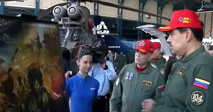 2319023