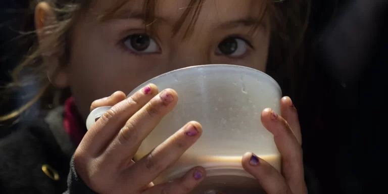 Desperdicio de alimentos: qué hacer para que los chicos puedan comer