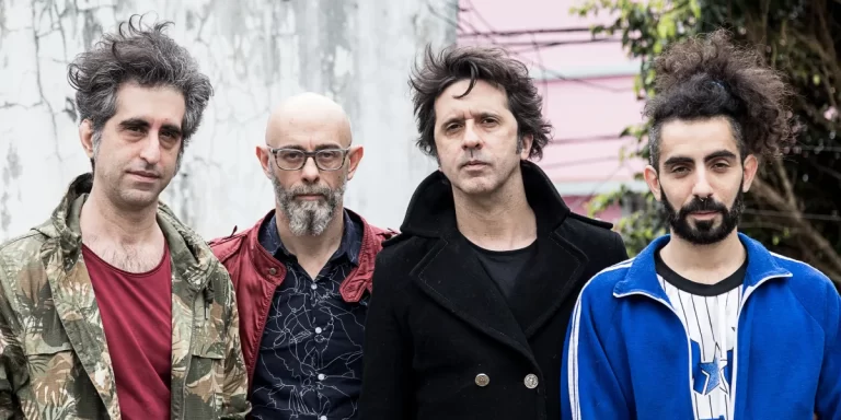 5 preguntas a Las Bodas Químicas sobre su nuevo disco “Razones Peligrosas”