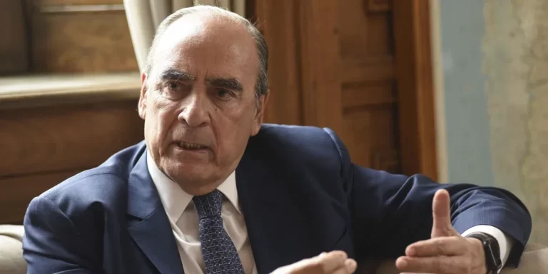 Internaron al jefe de Gabinete, Guillermo Francos
