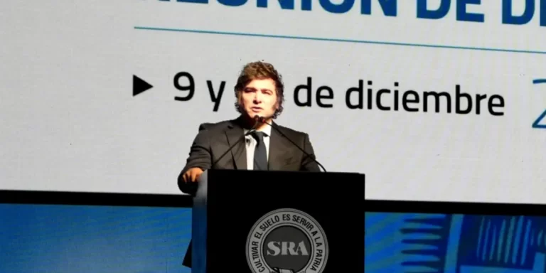 Milei volvió a prometerle al campo una baja en las retenciones para 2025