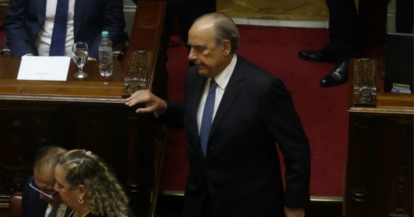 Francos confirmó que el Gobierno no convocará a extraordinarias en diciembre