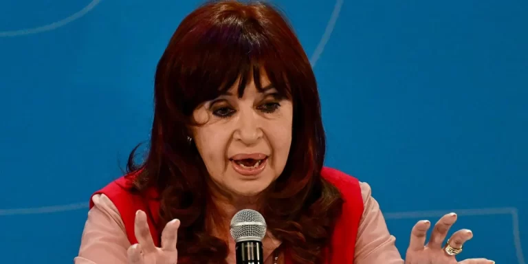 Cristina Fernández de Kirchner asumió como presidenta del Partido Justicialista