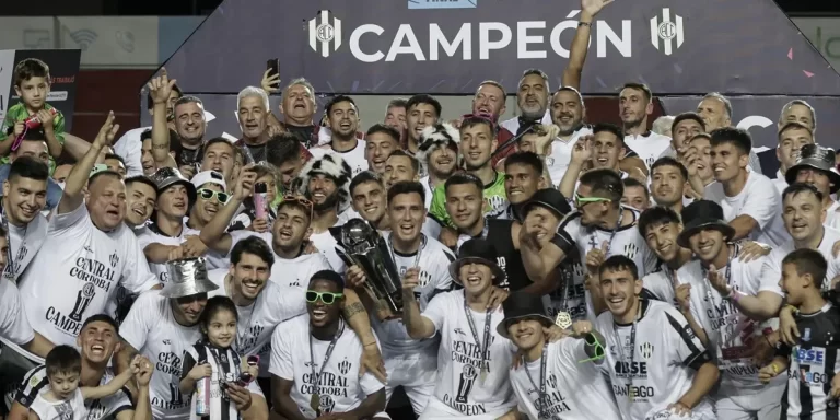 Central Córdoba hizo historia: le ganó a Vélez y es campeón de la Copa Argentina