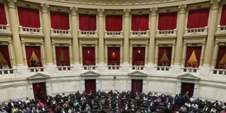 CABA: se aprobó el Presupuesto y la extensión del boleto estudiantil