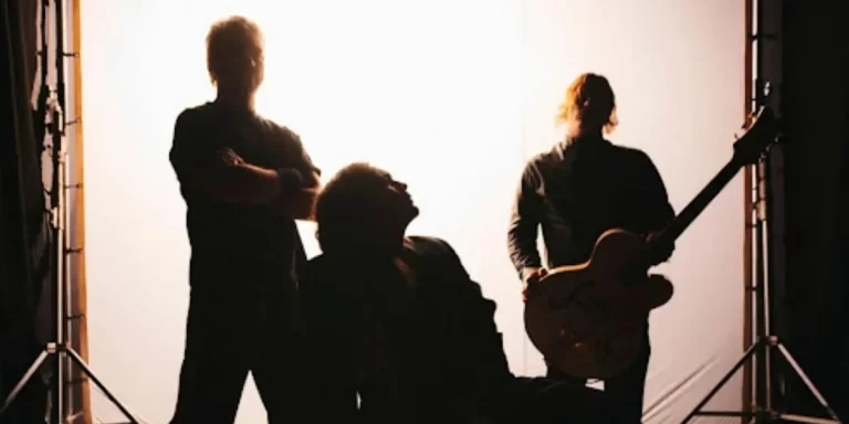 En la previa de sus tres Vélez, Airbag presentó “Verte de cerca”