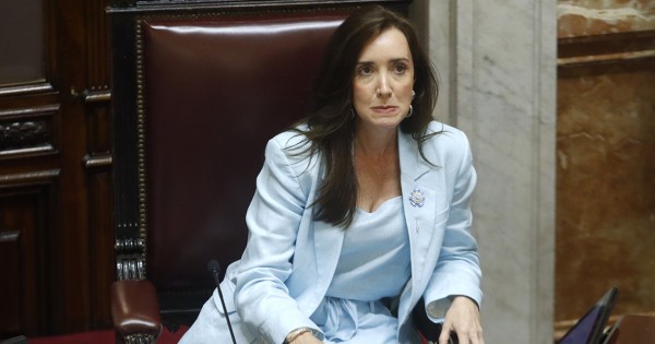 Villarruel se cruzó con un abogado de Santiago Caputo: “Publiquen los carpetazos”