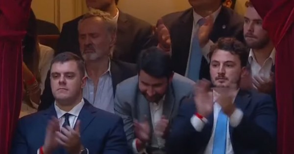 Los trolls de Milei armaron la copa del “peor liberal 2024” y Macri pasó a cuartos