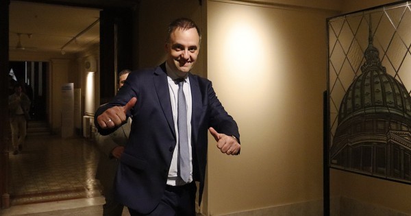 Patricia y Adorni saltan el cerco vacacional de Milei y se van a Miami