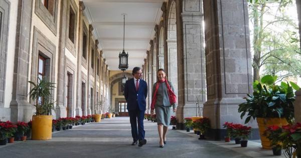 Sheinbaum y Petro acuerdan bloquear al candidato de Trump para la OEA