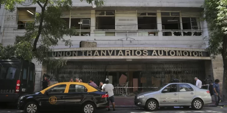 El Gobierno le quitó a la UTA la exclusividad en la capacitación de conductores