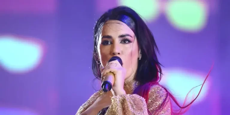 Lali anunció su próximo estadio: “Este 2025 la fiesta del Pop vuelve a Vélez”