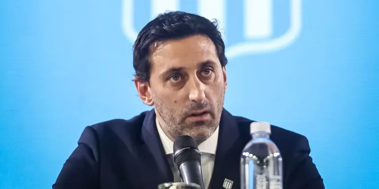 Diego Milito asumió como presidente de Racing: “Voy a defender al club con mi vida”