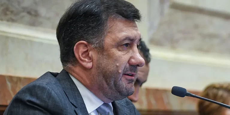 Rechazan la solicitud de exención de prisión a Kueider y su secretaria