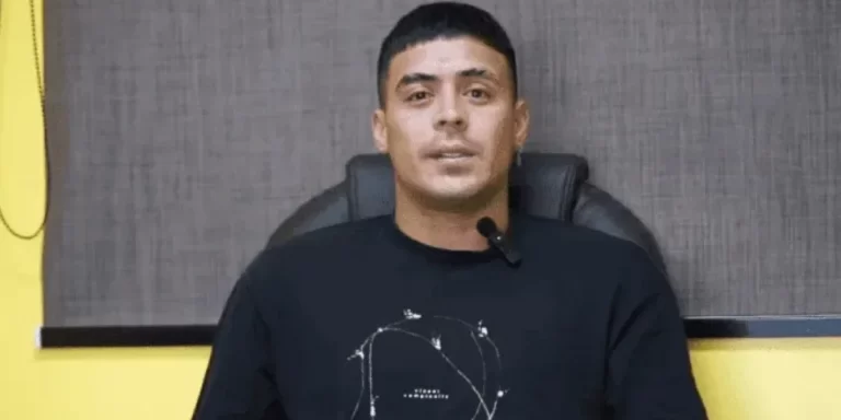 Brian Fernández anunció su salida del club al que llegó hace menos de un mes