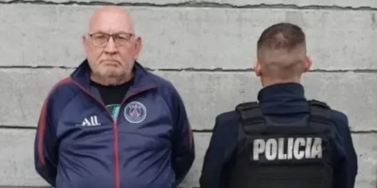 Un policía retirado de 74 años asesinó a un vecino por el volumen de la música