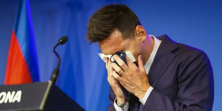 Revelan detalles de la salida de Lionel Messi de Barcelona en 2021