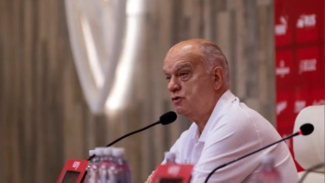 Néstor Grindetti contundente ante las salidas nocturnas de los futbolistas: “No pueden dedicarse a la joda”