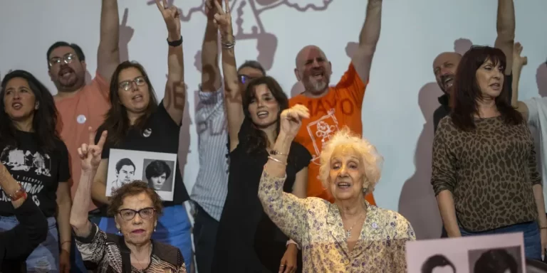 Abuelas de Plaza de Mayo celebró la recuperación del nieto 138: “La verdad siempre sale a la luz”