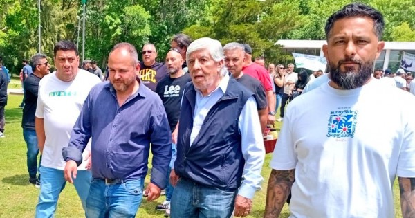 Paritarias: el Gobierno logró doblegar a Moyano, pero no pudo imponer la pauta del 1% mensual