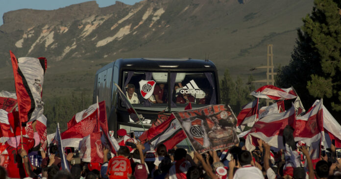 River pretemporada San Martin de los Andes