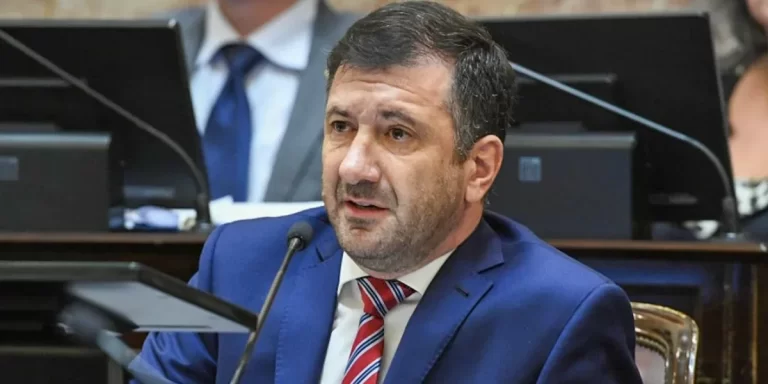 La Justicia rechazó un pedido de Kueider para habilitar la feria e intentar regresar al Senado