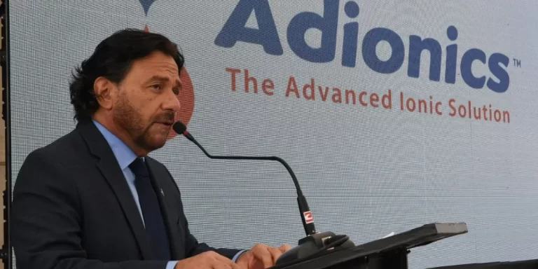 El gobernador de Salta le reclamó a ANSES por la anulación de beneficios a extranjeros que no residen en el país
