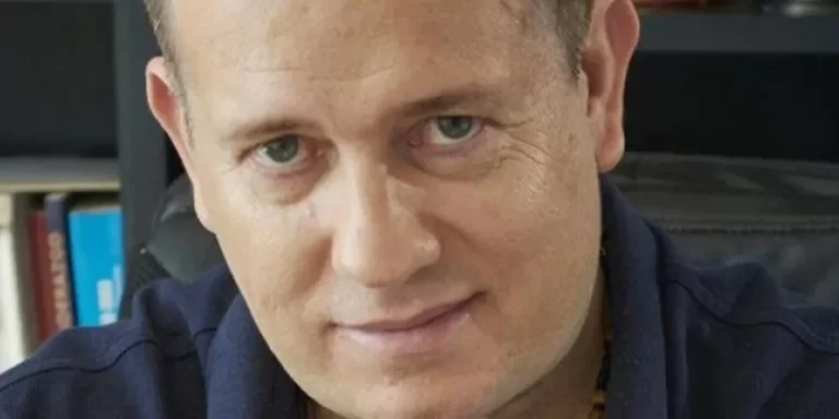 Denunciaron al biógrafo de Milei por sus dichos sobre Esteban Bullrich