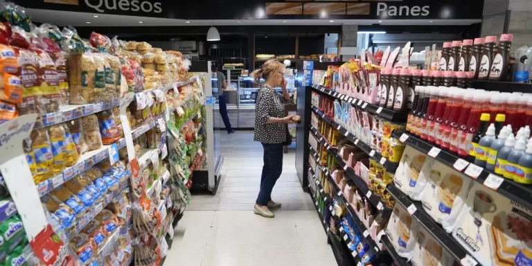 Creció el consumo en autoservicios: subió en diciembre aunque con caída interanual