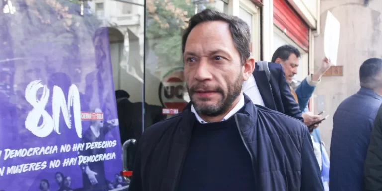 El diputado Ferraro afirma que está siendo espiado: “Exijo el cese inmediato de estas prácticas”