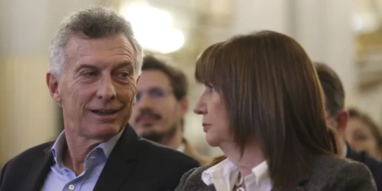 Bullrich apuró a Macri por el acuerdo entre LLA y el PRO: “¿Sos oficialista o sos oposición?”