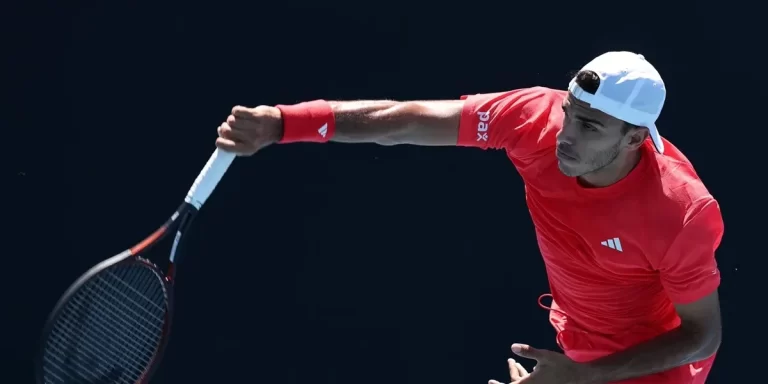 Francisco Cerúndolo, Tomás Etcheverry y Facundo Díaz Acosta, a segunda ronda del Australian Open